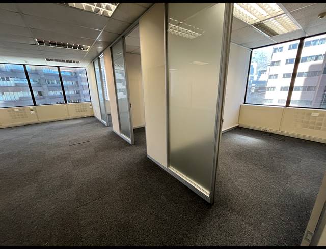 238M² OFFICE TO LET IN CAPE TOWN CITY CENTRE